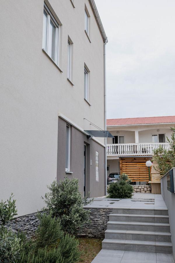 Dubravka Apartment Povljana